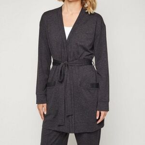 Fourlaps Stratus Wrap in Black Heather for Gym Loungewear Casual Wear